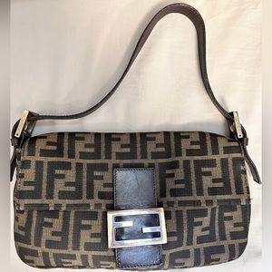 Fendi Zucca Baguette Brown